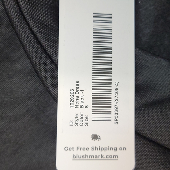 Blushmark small long sleeve black dress with Scoop neck and pockets NWT - Picture 6 of 8